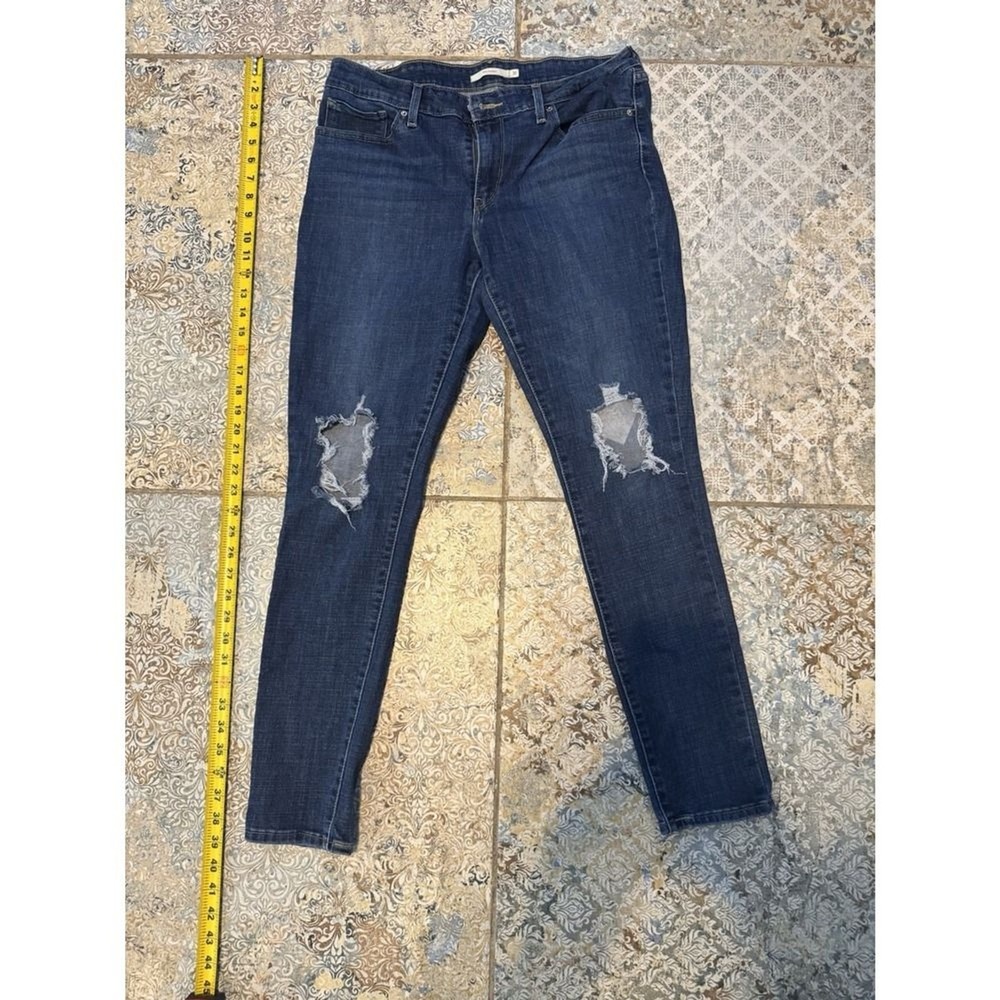 Levi's 711 Skinny Jeans Women's 31x30 Dark Wash Distressed Stretch Denim